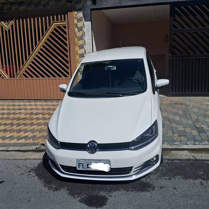 VOLKSWAGEN FOX 1.6 MSI HIGHLINE 16V FLEX 4P AUTOMATIZADO VOLKSWAGEN FOX 1.6 MSI HIGHLINE 16V FLEX 4P AUTOMATIZADO